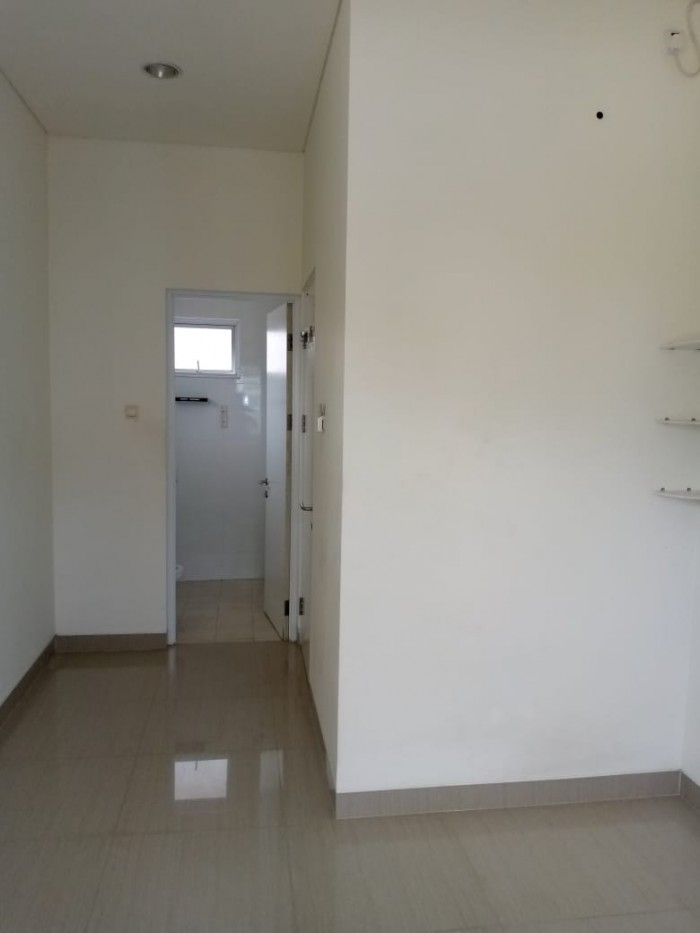 Rumah Disewakan Semi Furnished di Cluster Candi Djava Residence Jababeka Cikarang